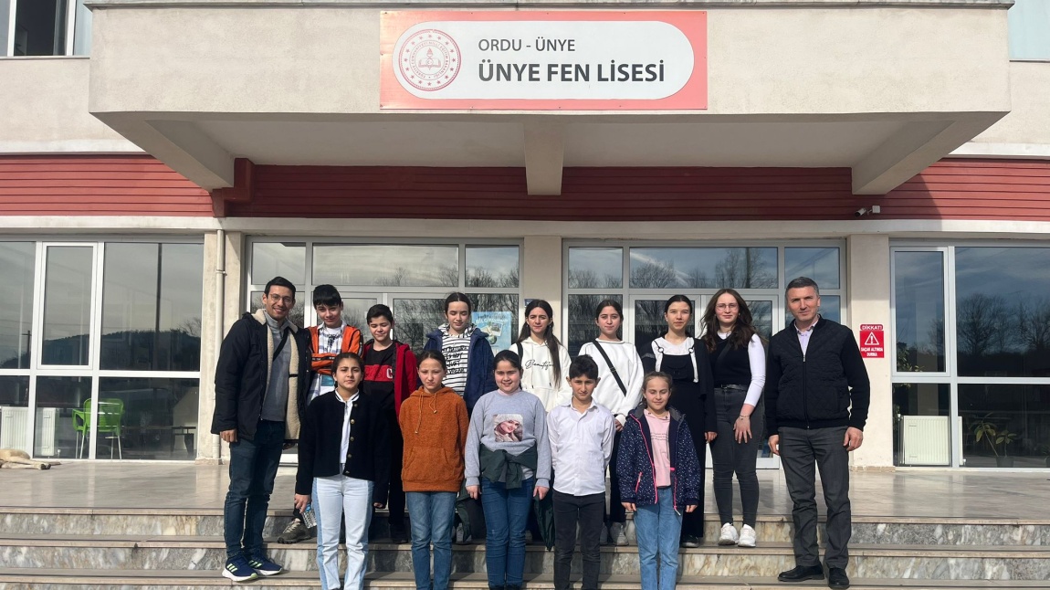 Sınavlarda başarı gösteren öğrencilerimize Ünye Gezisi düzenlendi